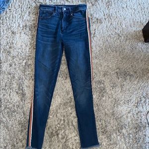 Abercrombie & Fitch fun high rise ankle